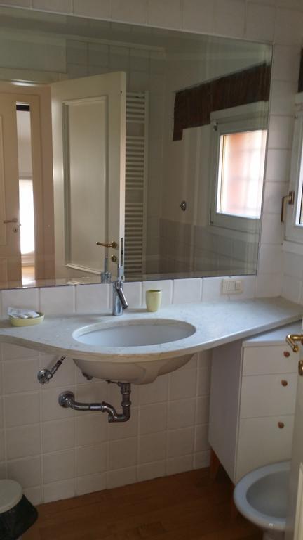 Mansarda Santa Margherita Apartment โบโลญญา ห้อง รูปภาพ